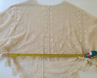 Poncho de crochet de Anthropologie. Talla XS/S
