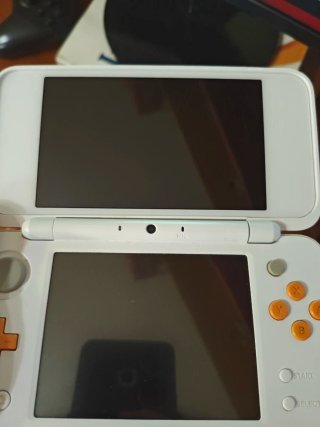New Nintendo 2DS XL Bianco