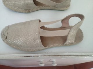 Zapatillas esparto mujer beige y dorado