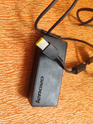 Cargador Lenovo PC
