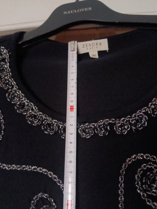 Jersey Zendra Negro y Plateado Talla 46. Como nuev
