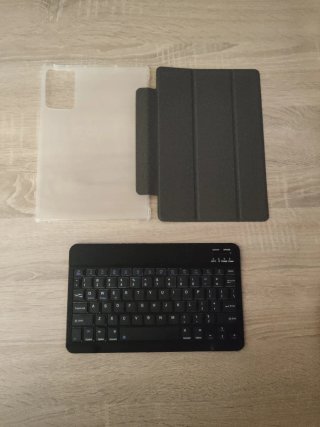 Tablet Android Azul con Teclado. Negociable