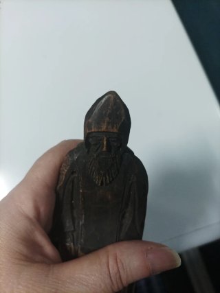 Figura San Nil Stolbensky tallada en madera