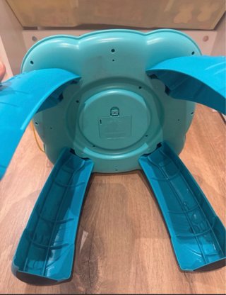Mesa de juegos musical para bebés