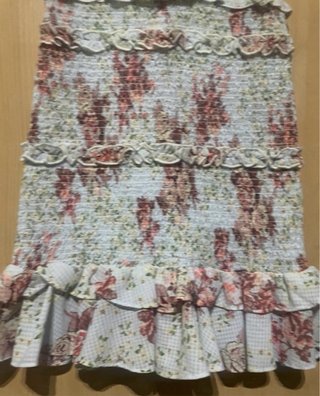 Vestido Zara floral volantes