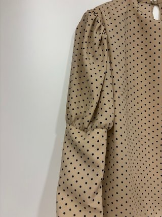 Blusa Barey lunares beige y negro