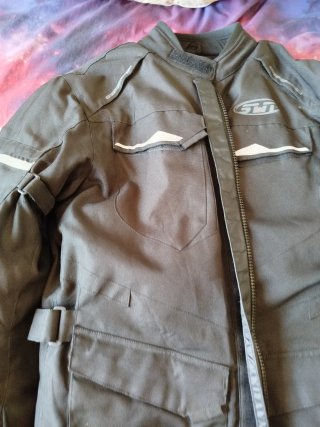 Chaqueta y pantalón de moto