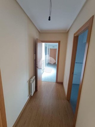 Piso en venta en Mariñamansa en Ourense