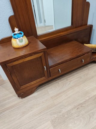 Mueble recibidor clásico madera
