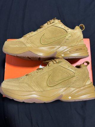 Nike Air Monarch SE 42.5 unisex piel