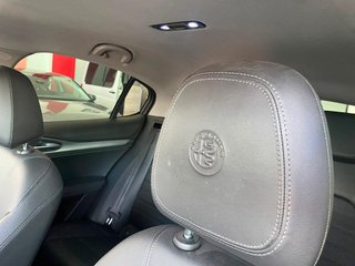 Alfa Romeo Stelvio 2021