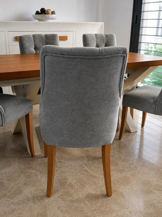 Mesa comedor + 6 sillas tapizadas