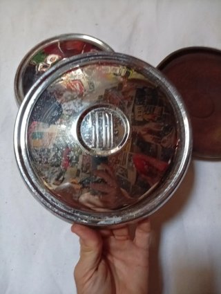 3 tapacubos Seat 600