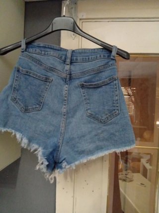 Pantalones cortos vaqueros rotos mujer Talla 36