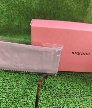 Gafas de sol Miu Miu Tortoise