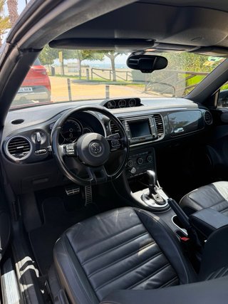 Volkswagen Beetle Cabrio 2.0 TSI 220 Cv - DSG