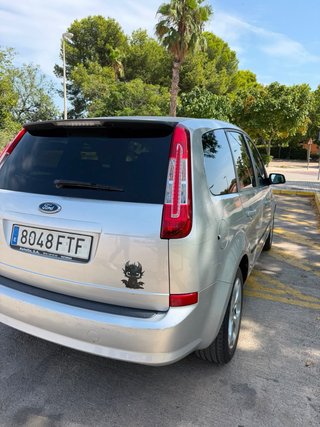 Ford C-MAX 2007 1.6 gasolina 3900€