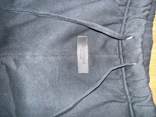 Pantalón corto Fear of God Essentials Negro
