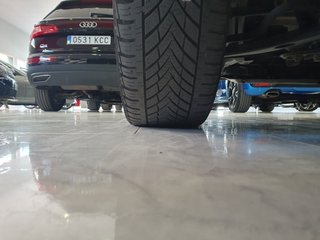 Peugeot 2008 1.2I. ALLURE