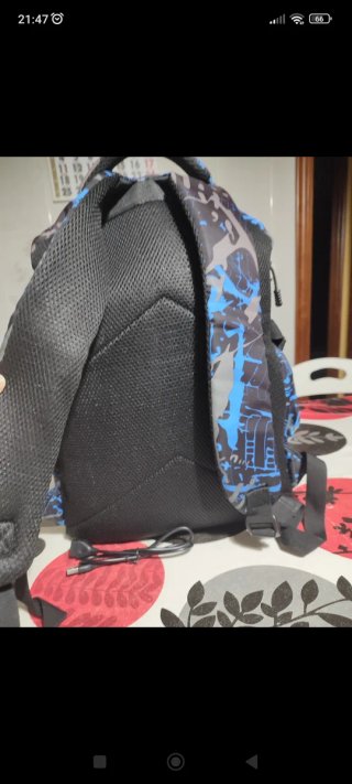 Mochila escolar y bandolera a juego