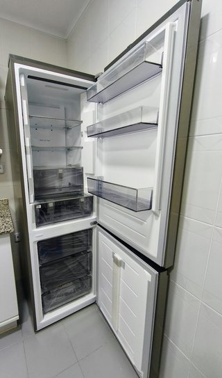 URGE Frigorífico LG Combi Nuevo sin estrenar
