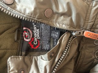Parka Canadian Peak Verde con Capucha de pelo