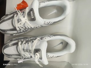 Nike P-6000 Plata Metálico Talla 42