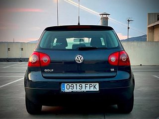 Volkswagen Golf (2007)* PEGATINA C*
