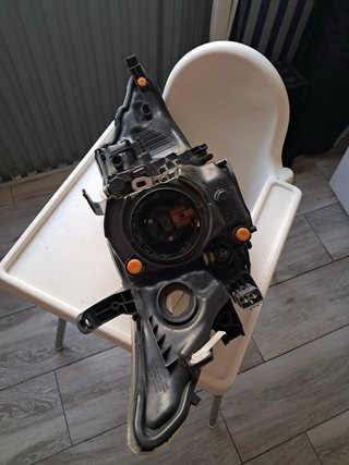 Faros Toyota Auris 2015