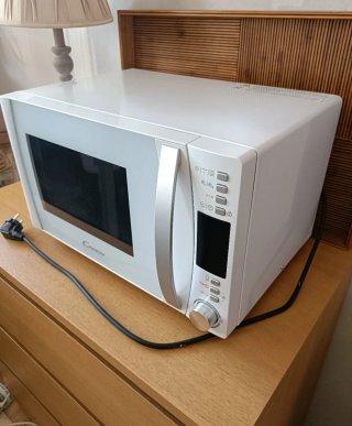 Microondas Candy Blanco