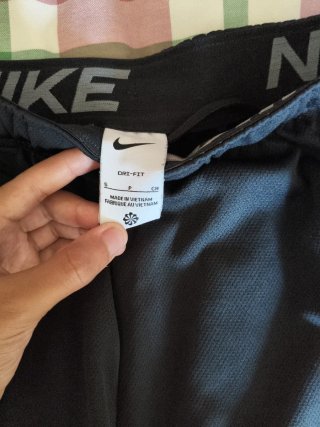 Pantalón Corto Nike Talla S Negro/Gris