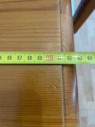 Mesa de madera extensible con 6 sillas