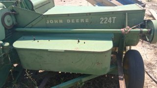 Empacadora John Deere 224T