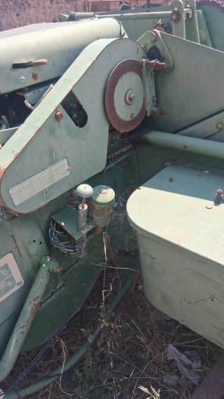 Empacadora John Deere 224T