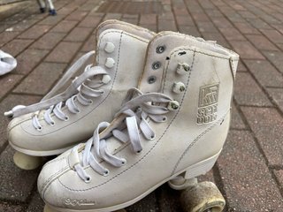 Patines blancos talla 36-37