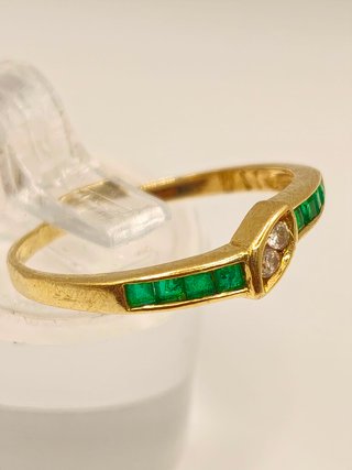 Anillo Oro 18k Brillantes y Esmeraldas 1,36gr T11