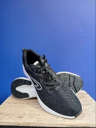Zapatillas Running JOGFLOW 100.1 Hombre - Negro y Gris