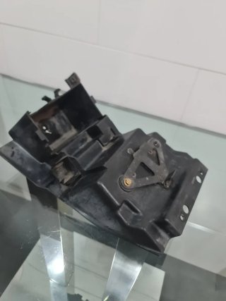 Porta baterías Kawasaki ZXR 750