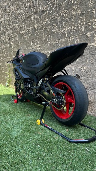 Suzuki GSXR 1000 K7/K8