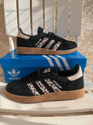Adidas Spezial Talla 38.5 Animal Print