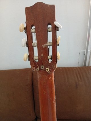 Guitarra Juan Estruch para reparar