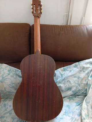 Guitarra Juan Estruch para reparar