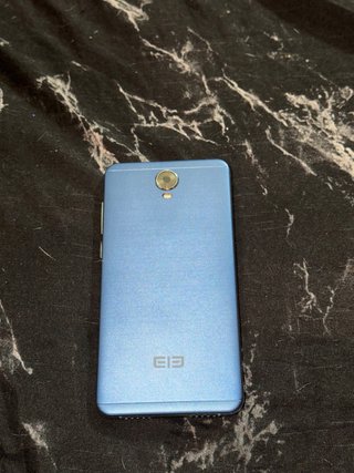 Elephone A1 8GB