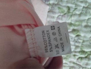 Camiseta YG rosa con cruz pedrería