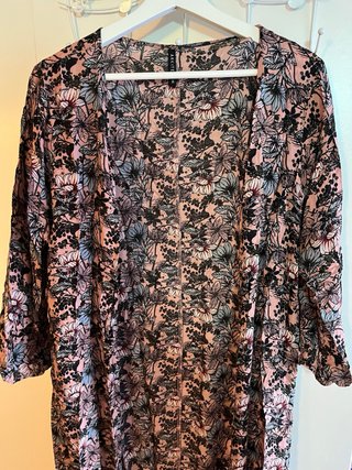 Kimono largo floral rosa