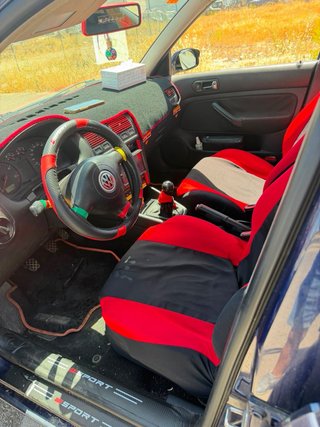 Golf 4 2003 tiene 312 mil kilm bien cuidado
