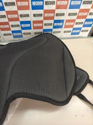 Almohadilla de equitación Covalliero AiRide (50 cm, negra)