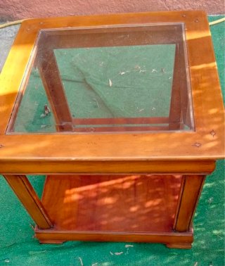 Mesa auxiliar madera y cristal