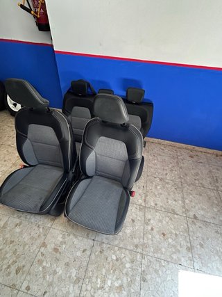Interior / asientos renault clio/megane
