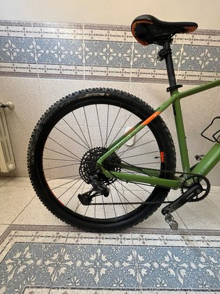 Bicicleta Cube Analog Montaña